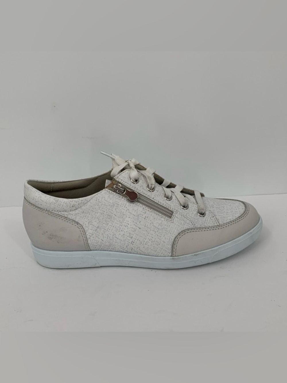 Munro Gabbie sneakers white comfort lace-up zipper leather fabric shoe women 9.5